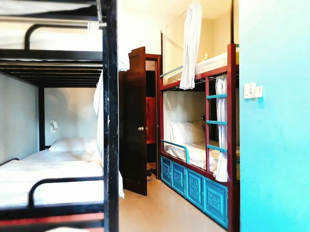 4sisters Hostel