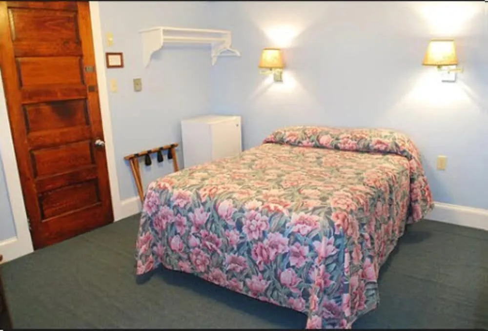 Lankford Hotel and Lodge