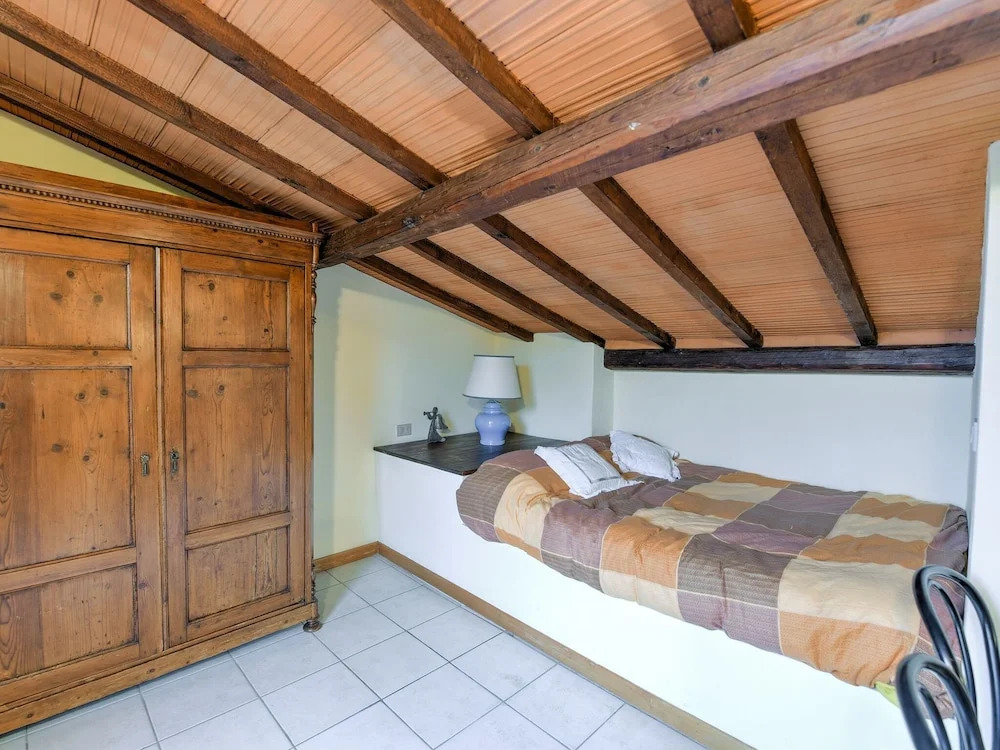 Peaceful Holiday Home in Lamporecchio With Pool
