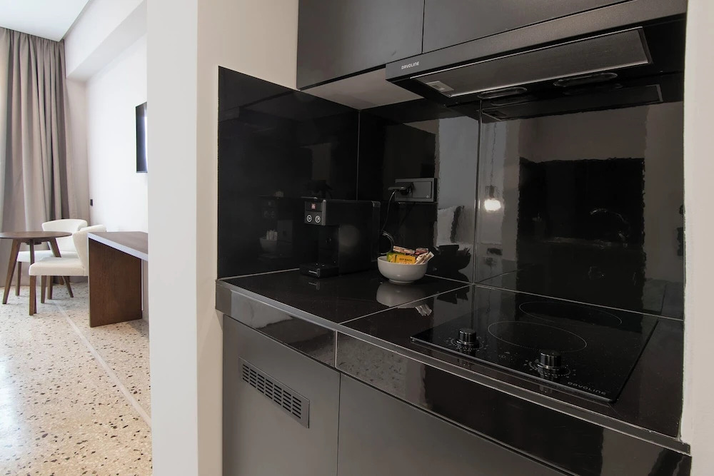 Mythodea Athens Suites