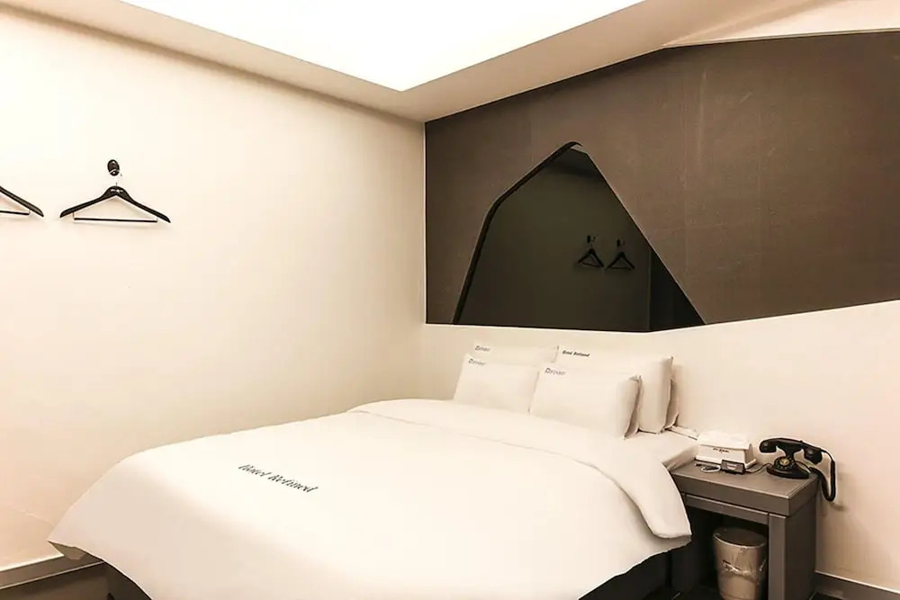 Refined Hotel