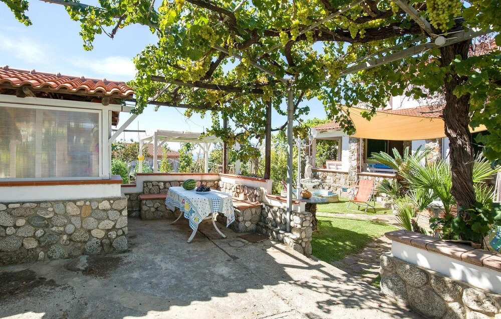 Nice Home in Ricadi With Wifi and 6 Bedrooms
