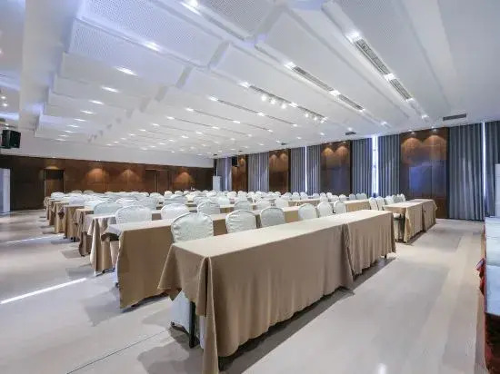 Chongqing Shengshi Jia hua Hotel (Jiangjin Shuangfu Branch)