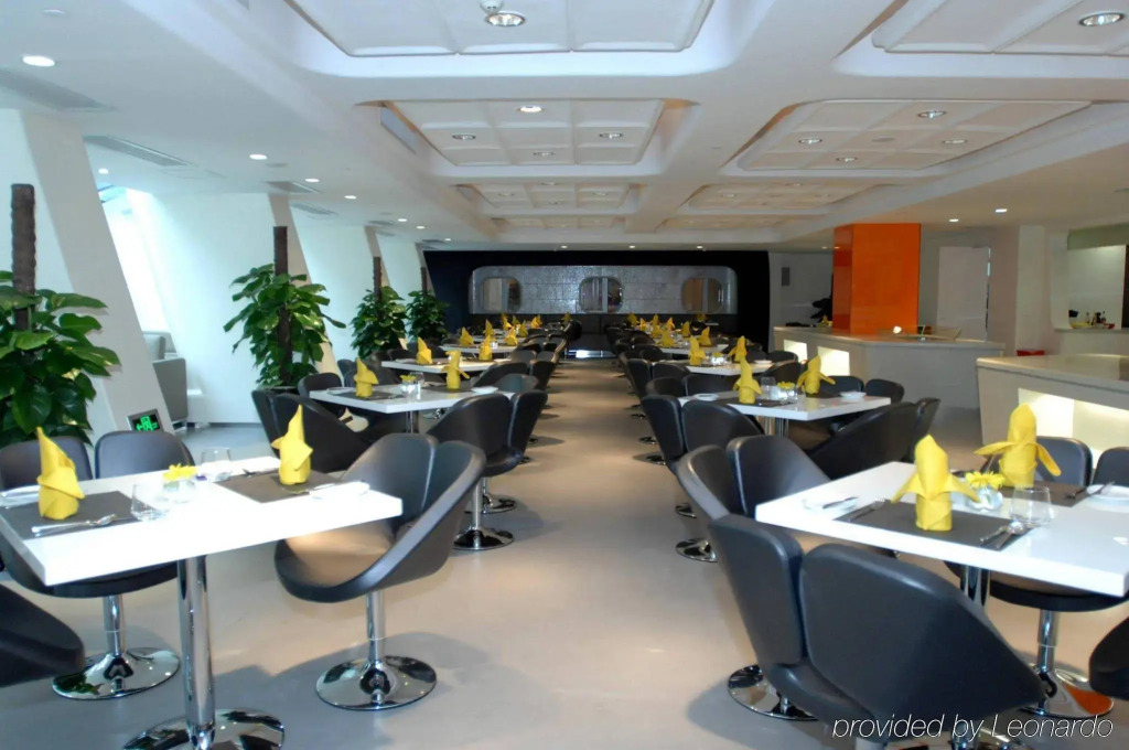 Parkview O.city Hotel