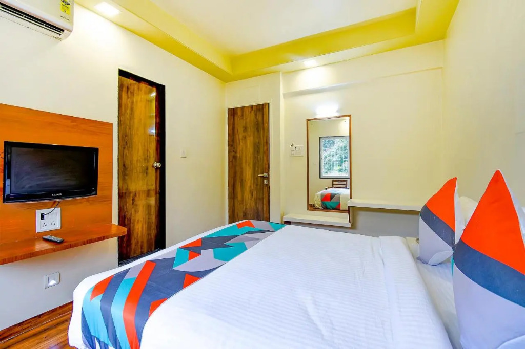 FabHotel Nandanvan
