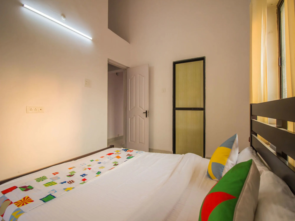 OYO 12703 Home Modern 2BHK Porvorim