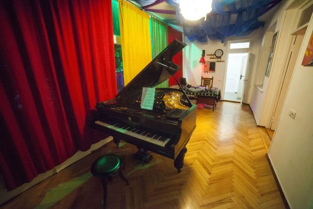 Zgarbi Hostel