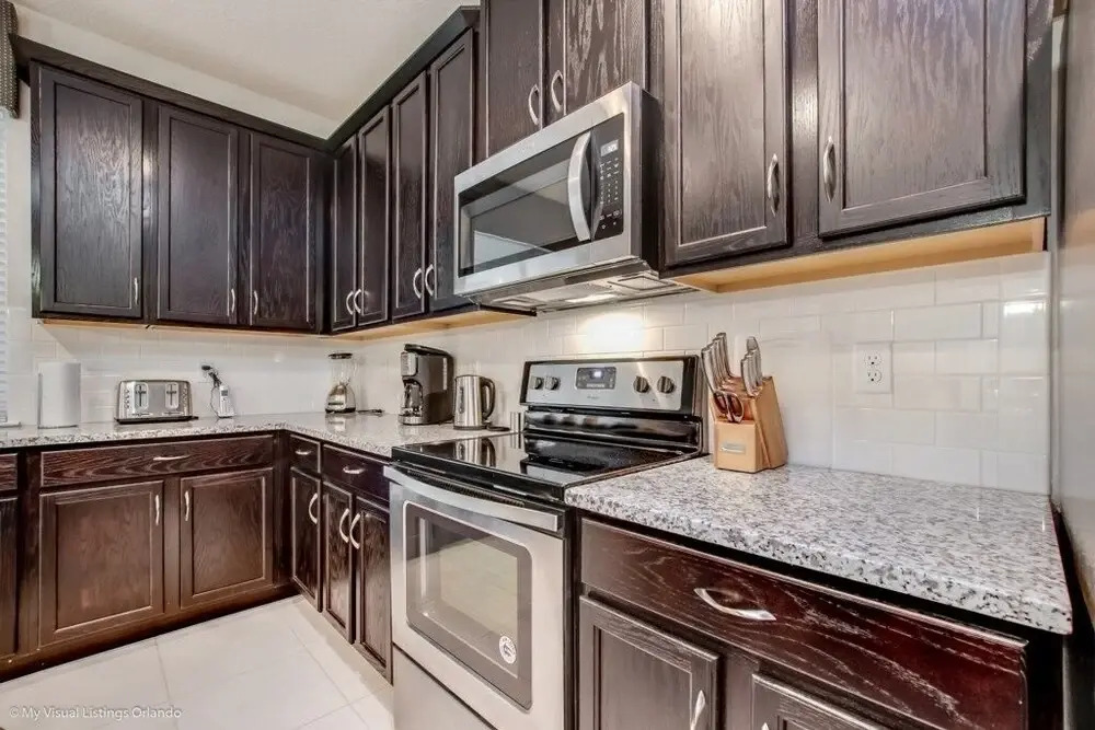 Orlando's Newest Resort Community Town Home 4 Bedroom Townhouse by Redawning