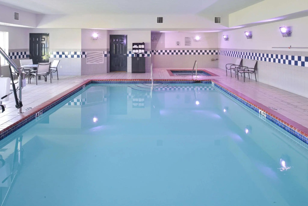 Comfort Inn & Suites Fayetteville-University Area