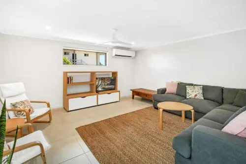 Sunyata Beach House - Rainbow Beach, Beachside escape with a pool, pet friendly and Wi-Fi