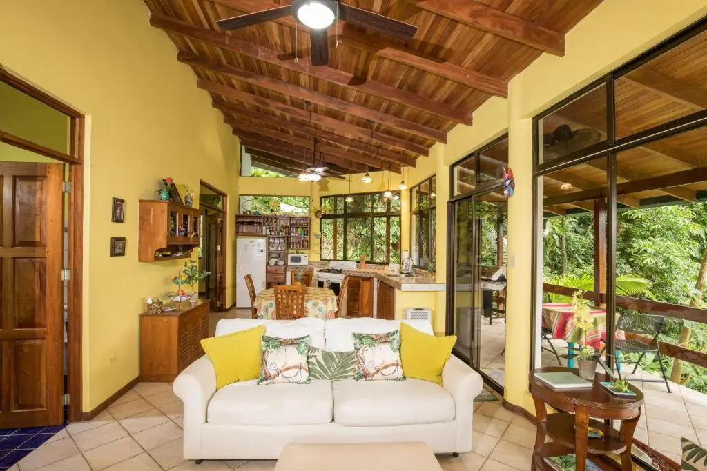 Kiskadee Casa