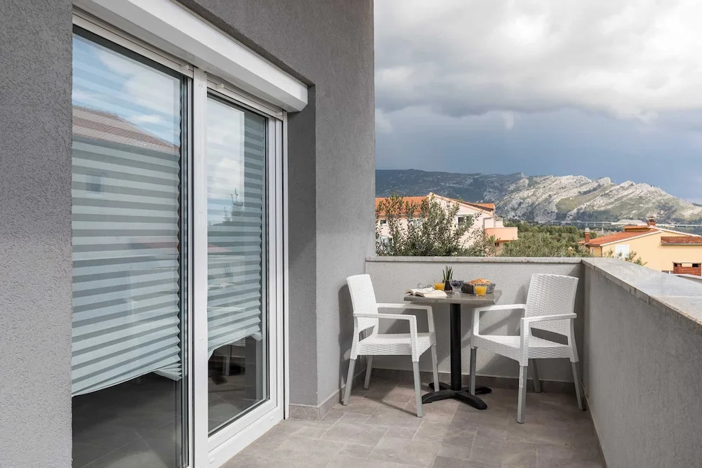 Apartments Villa Salona Sky