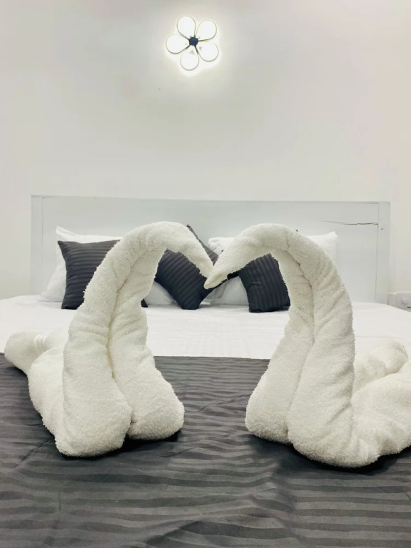Hotel Jay R