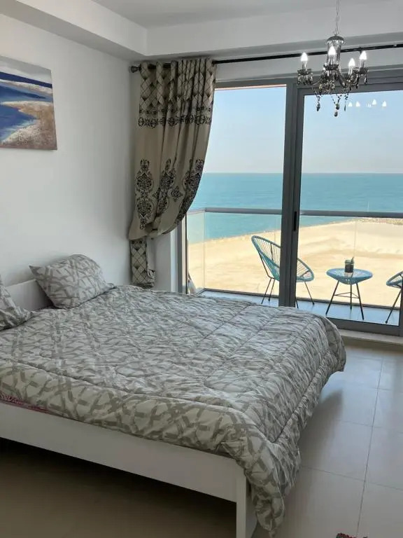 Beautiful Studio Apartment In Al Marjan Island