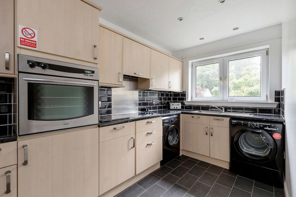 Dunfermline Central Apartments at 36