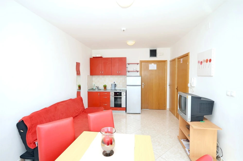 Apartments Miroslav