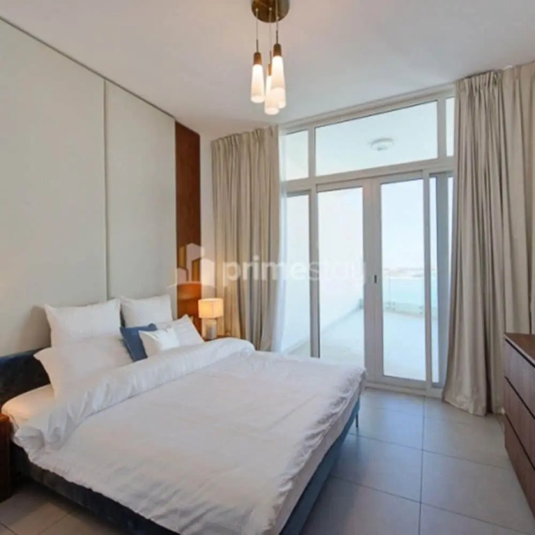 Royal Bay - 1Br