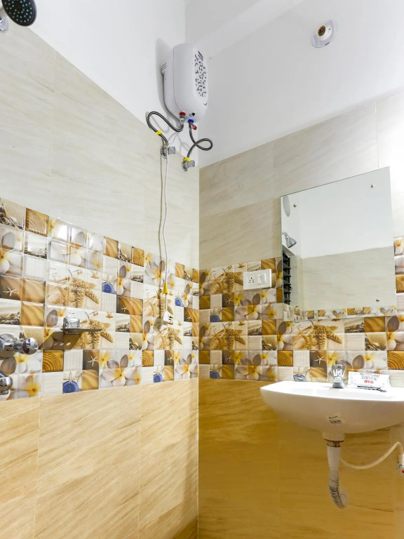 OYO Flagship 44026 Samrudhi Residency