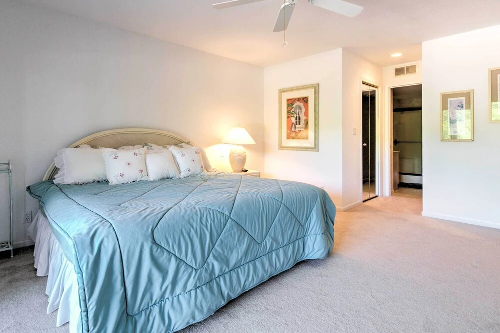 Tranquil Osage Beach Condo w/ Waterfront Decks!