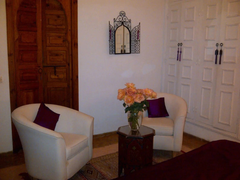 Riad Scarlett