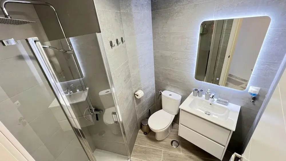 Apart 1 Bed CostaOro-CO1BA DELUXE Seafront ó Loft-Studio CostaOro-CO1BB STANDARD