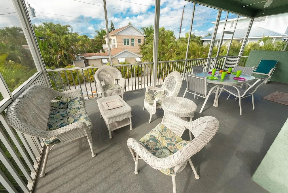 Pelican Villa