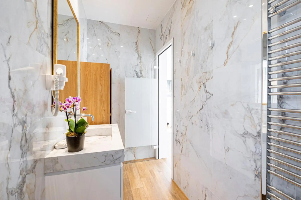 301- HiEndAccomodation-TopLocation