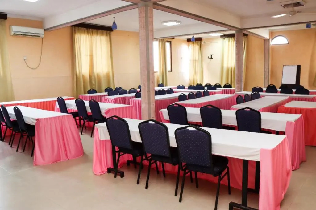 Darajani Hotel