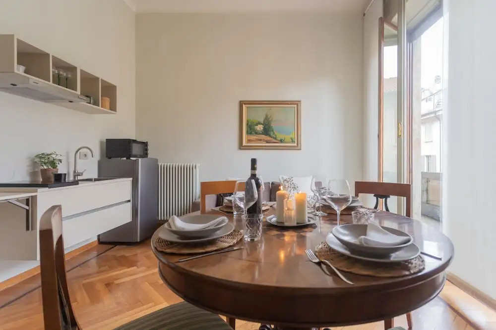 Garibaldi's Balcony by Rent all Como