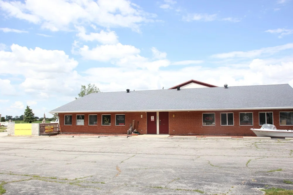 Lake Erie Lodge Oregon OH