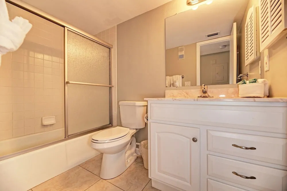 Midnight Cove Ii 412f - Beautiful Canal View! 2 Bedroom Condo