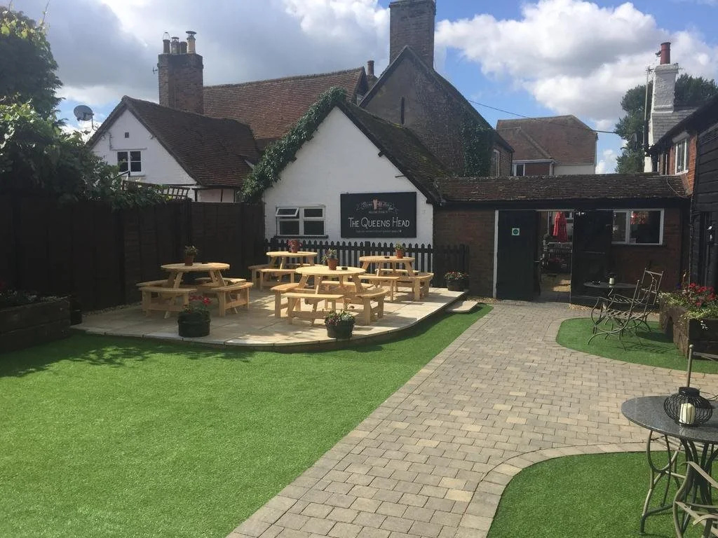 The Queen's Head