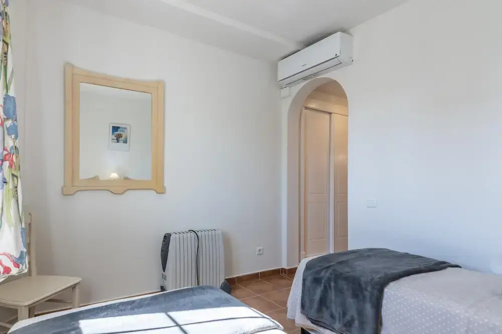 Apartment 100m From Beach