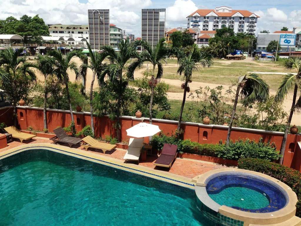 Skaw Beach Hotel