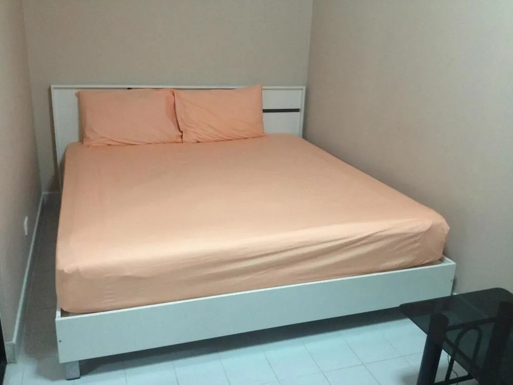 258 Room Place