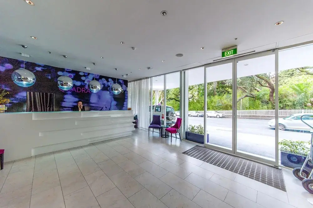 Semi Penthouse in Quadrant