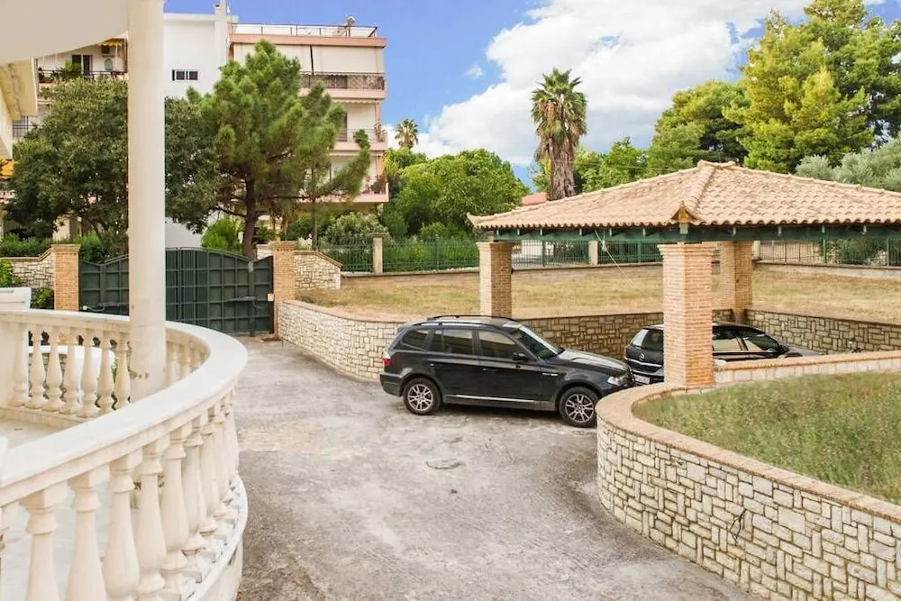Green Flat close to the beach
