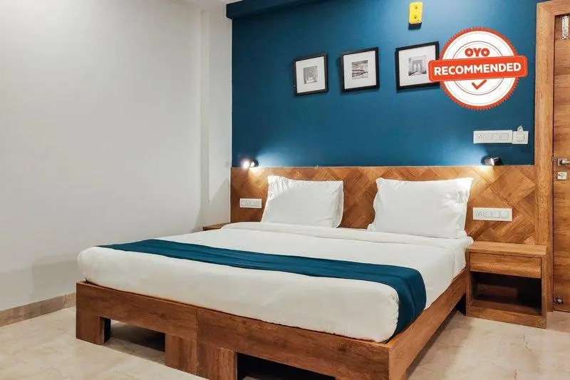 SilverKey Executive Stays 41109 Chikitsak Nagar