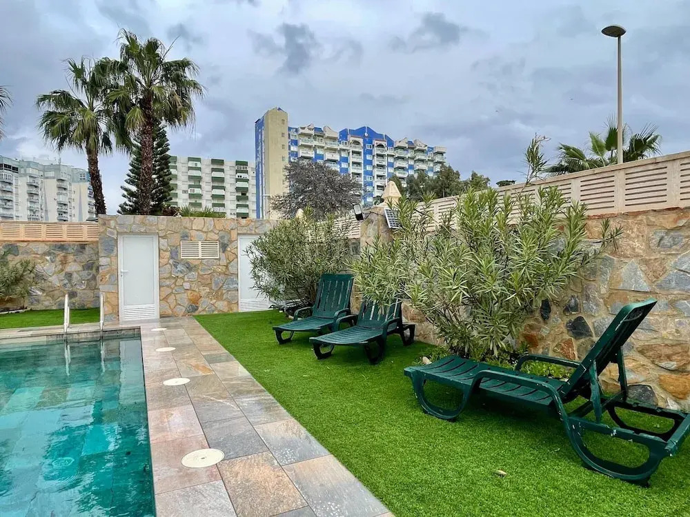 Villa in Roquetas near Beach & Pool