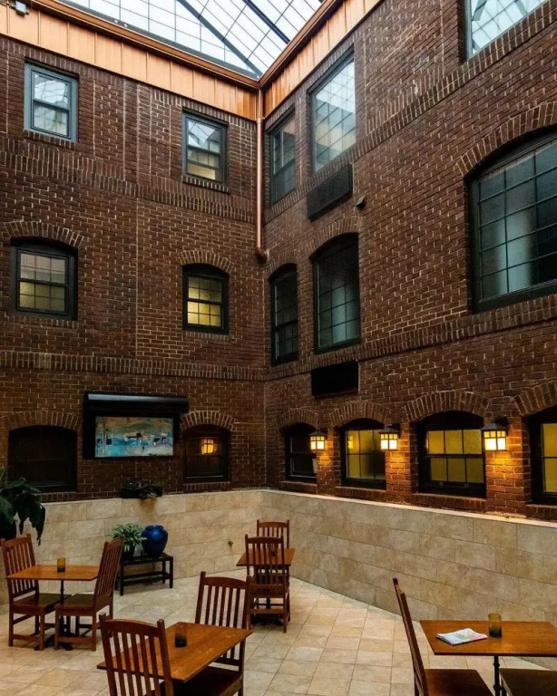 The Calvert Hotel