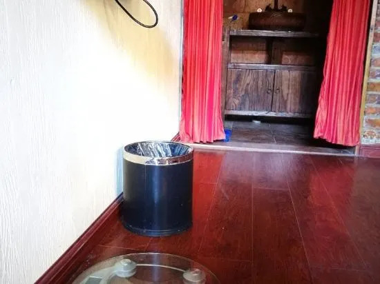 Meri Garden Inn