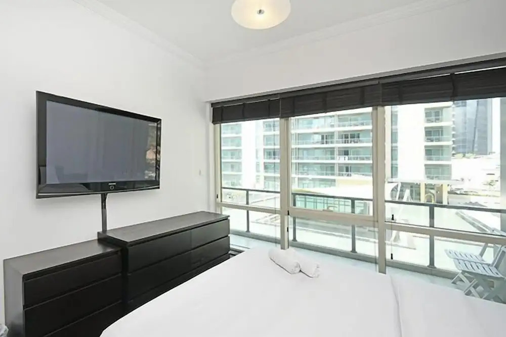 Al Majara 5 by Deluxe Holiday Homes