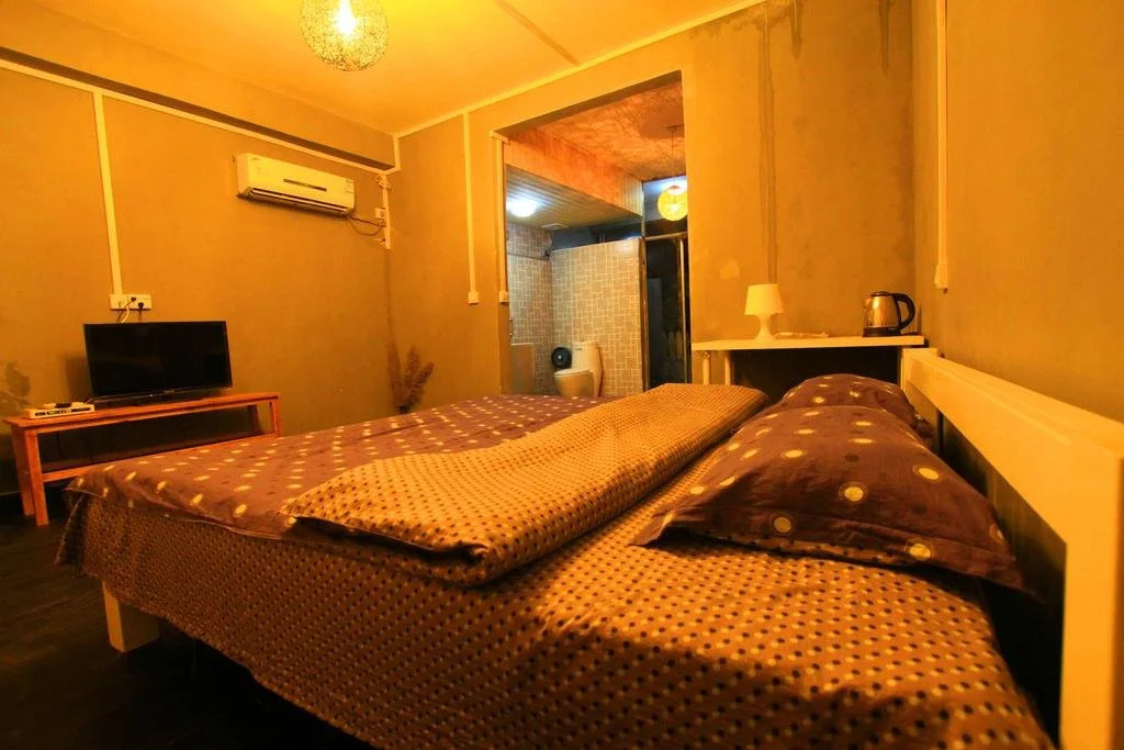 Huatiancuo International Youth Hostel