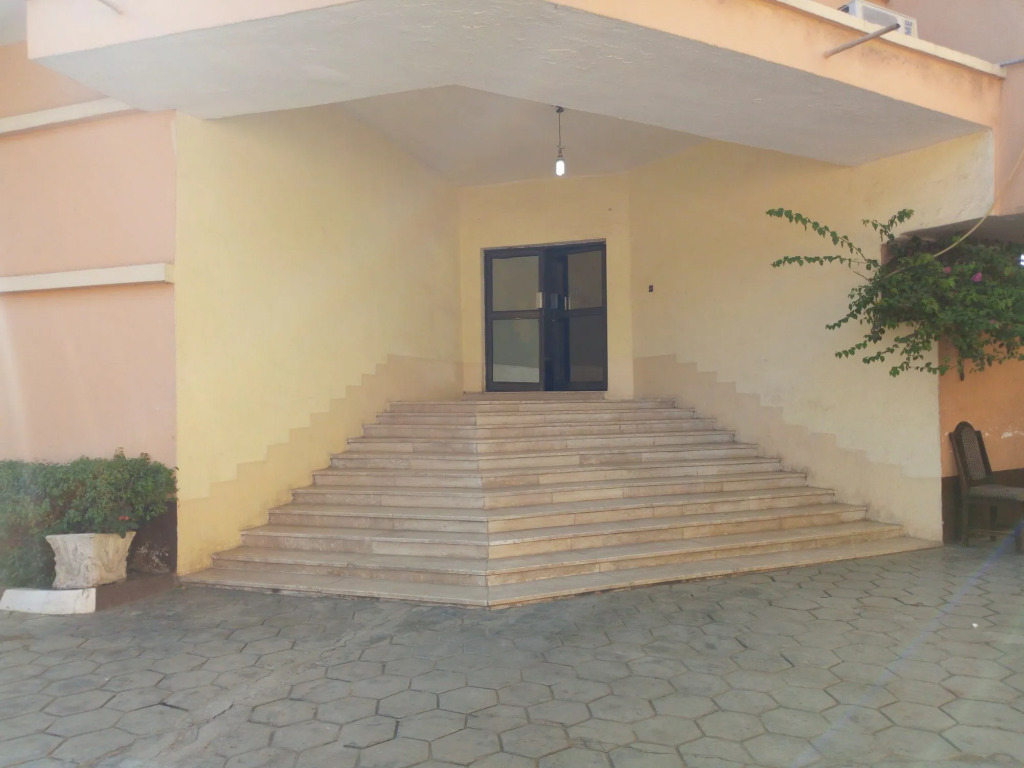Feligold Royal Hotel