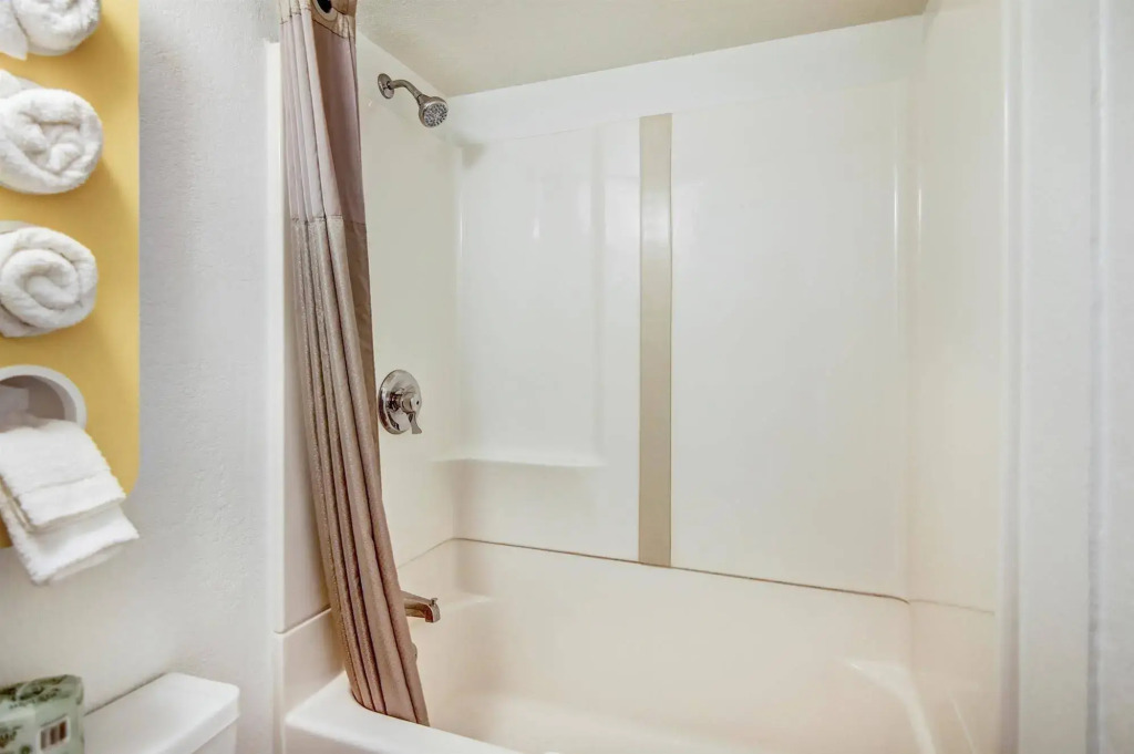 AmericInn by Wyndham Madison WI
