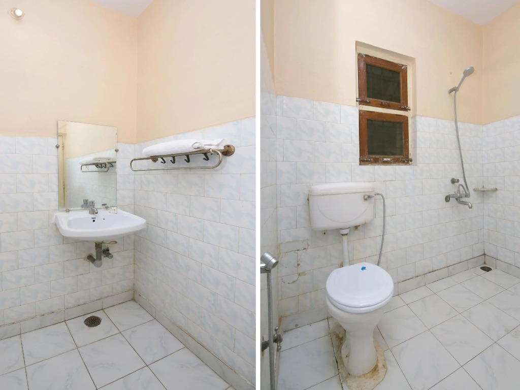 OYO 15887 Hotel Kanak