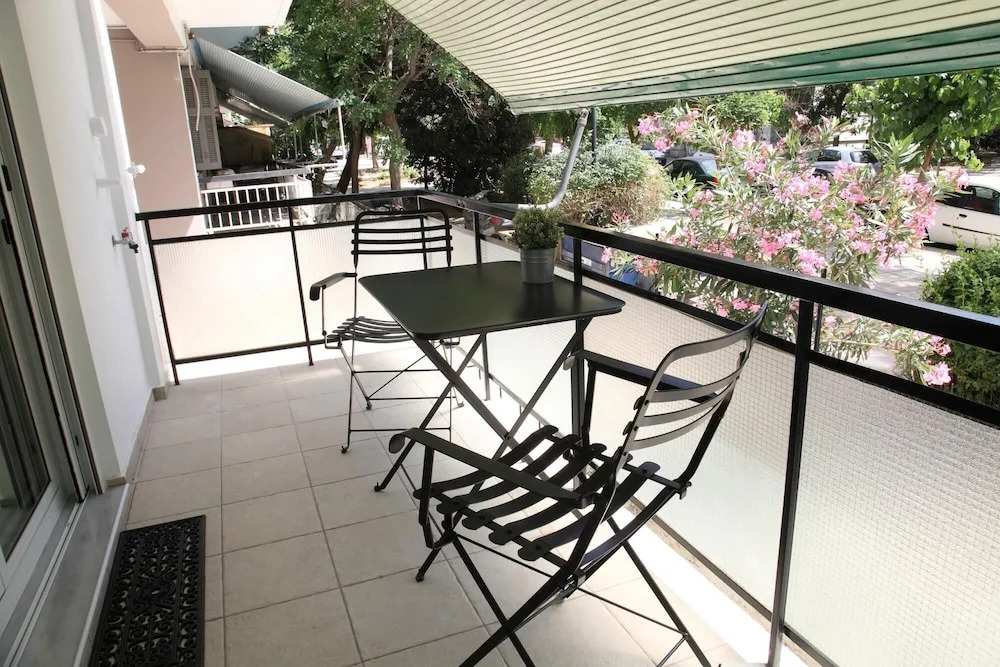 Ariadni s Athenian Apartment
