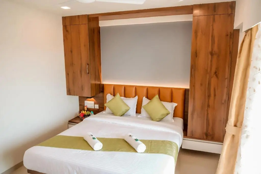 Hotel Heraa International