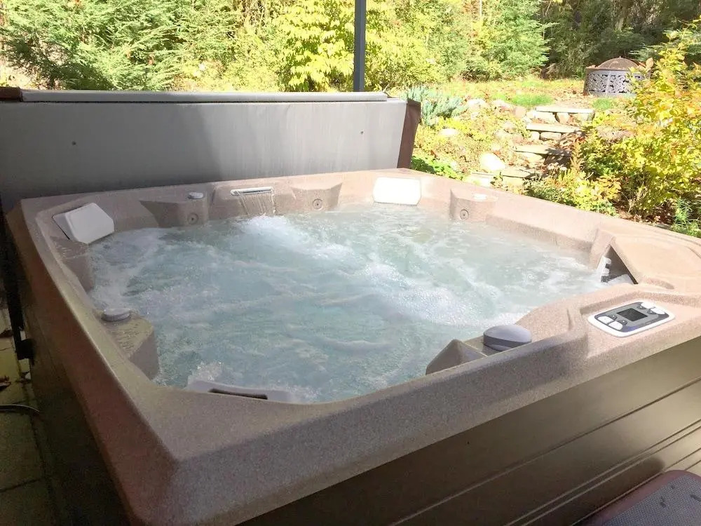 65GS - Hot Tub - Wi-Fi - Pets Ok - BBQ - Sleeps 10