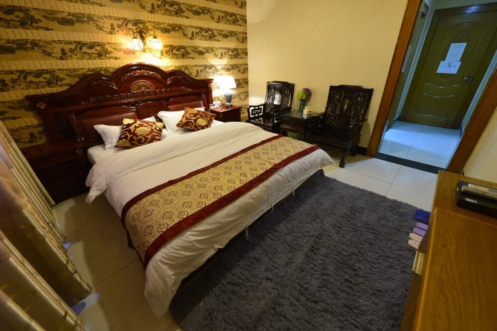 Wuzhen Pomegrante Garden Hotel